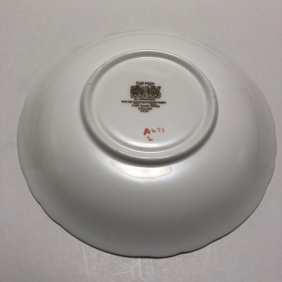 Paragon Double Warrant Cabbage Rose Tea Cup & Saucer Green Teacup Vintage - Picture 5 of 16